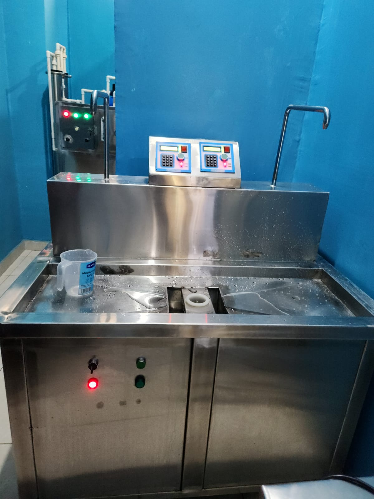 Water Vending Machine - Image 4